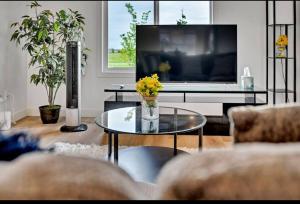 3 Bedroom Home in Glenridding Area - 3hvězdičkové hotely ve městě Edmonton