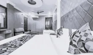 FabHotel LogIn Suite - Khairi