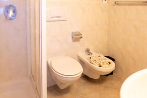 Apartamento de 1 dormitorio con balcón y vistas a la montaña