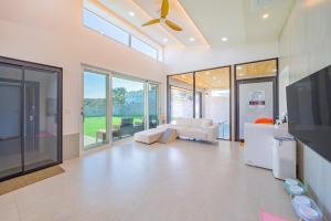 Taean Dog Day Pet Pool Villa