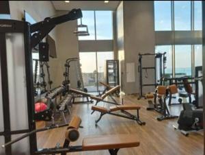 Luxury 2 Bed with Bluewater Views & Infinity Pool