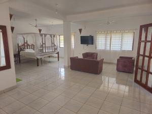 Malindi-Lovely Two Bed Room with swimming pool