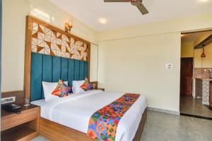 Jingle Tree Resort in Arambol