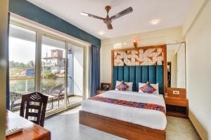 Jingle Tree Resort in Arambol