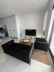 1 Bedroom Apartment with balcony - Daceyville