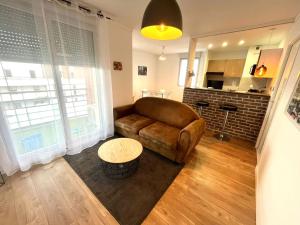 Appartements COQUET T2 a 10 minutes de l-aeroport : photos des chambres