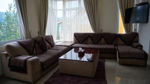 Diyar Villas Puncak NB33