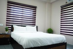 Eagle Nest Residency