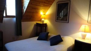 Villas Residence Maison Ancizan-ancizan - Maison ANCIZAN 10 personnes avec vue imprenable sur les montagnes MAE-2664 : photos des chambres