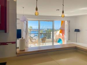 Apartamento con Vistas al Mar frente al Puerto