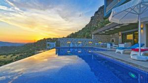 Kalkan 3 Bedroom Luxury Villa with Seaviews