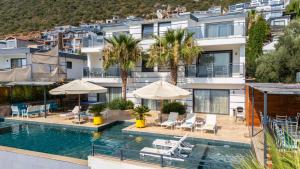 Kalkan 5 Bedroom Villa 1684