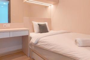 Good Deal and Spacious 3BR Sky House BSD Apartment By Travelio