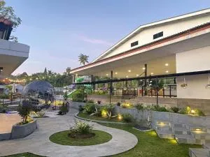 HOTEL & WISMA BINTANG JADAYAT - Cipayung