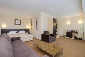 Suite with Spa Bath room in Hotel Rocca al Mare