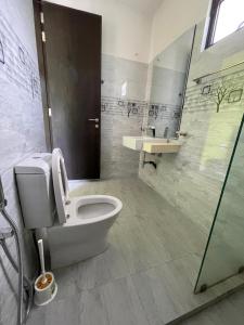 Kings Horse Villa, Kuruwita