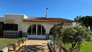 Villa Evelina 1 minute to Beach sleeps 8 - Garrucha
