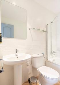 Stylish Malaga 2 Bedroom with Patio