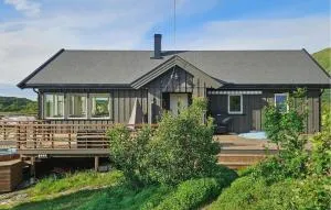 Stunning Home In Bleik With Lake View - Stave
