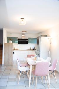 Appartements Duplex le Lardenne - proche Hopital - Clim - Terrasse - Parking : photos des chambres