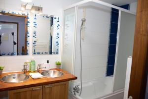 Appartements Duplex le Lardenne - proche Hopital - Clim - Terrasse - Parking : photos des chambres