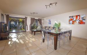 Maisons de vacances Beautiful Home In Sagone With Kitchen : photos des chambres