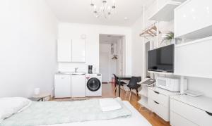 2ndhomes 142 Sqm Top Floor 4 and 1 Room Apartments With Sauna And Balcony in the Center of Helsinki