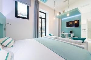 Suite with Balcony room in Hotel Acuario Boutique