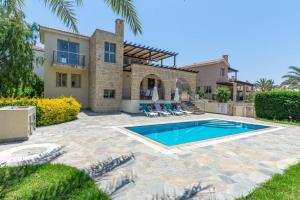 Sandy Beach Villas, Villa 15 Michelle - Private Pool - Private Beach Area