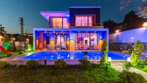 Saribelen Village 2 Bedroom Villa with garden and private pool