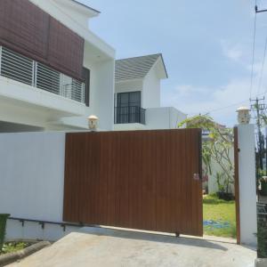 Benoa Beauteous Villa