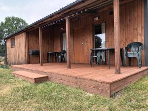 POLESKI DOMEK Z JACUZZI W Czarnym Lesie