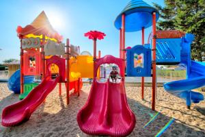 Campings Domaine Residentiel de Plein Air Les Ilates : photos des chambres
