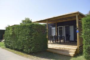 Campings Domaine Residentiel de Plein Air Les Ilates : photos des chambres