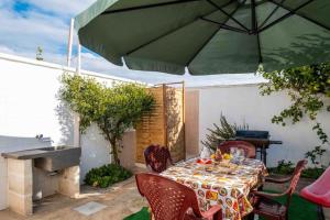 Sunny Haven Villa In Torre Lapillo