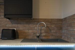 The Willow - Studio 25