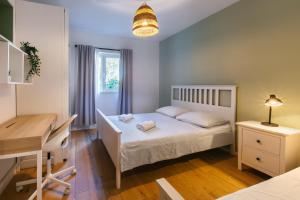 Split City Stay,Family Garden Apartments ,Kids Friendly, Parking in private Garage