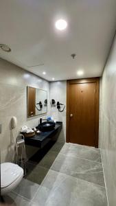 Deluxe King Studio room in Sirin Park Hotel