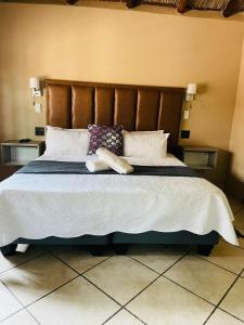 Pan African Lodge & Safari