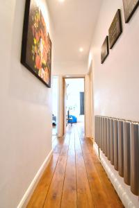 Character 2-bed flat in Angel