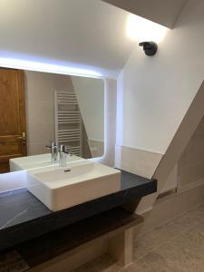 Maisons de vacances Grande maison avec piscine sous les falaises de La Roque Gageac : photos des chambres