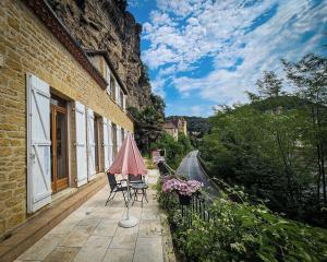 Maisons de vacances Grande maison avec piscine sous les falaises de La Roque Gageac : photos des chambres