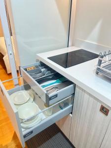 Acqua Private Residences -IGUAZU Tower 16th flr - Mandaluyong