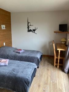 Maisons d'hotes GITE DE LA BOULOIE - 8 Chambres avec sdb : photos des chambres