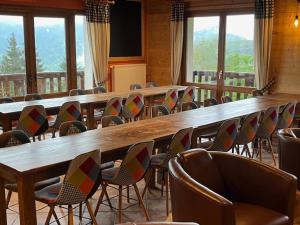Maisons d'hotes GITE DE LA BOULOIE - 8 Chambres avec sdb : photos des chambres