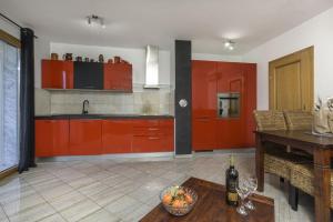 Apartment Banjole - 100 m from the Beach