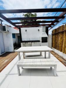 Apartamentos Charmosos na Avenida Principal de Buzios