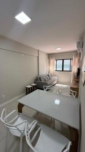 Apto quarto e sala mobiliado no bairro Ponta Verde