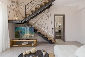 Atheras - Lassu Retreat