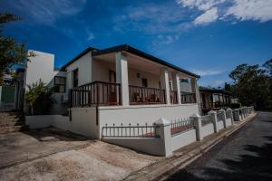 Aan de Heuvel Self-Catering Cottages